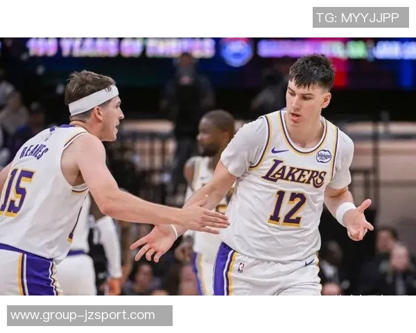 拉拉维亚职业生涯四季累计20分以上比赛达九场本赛季在湖人表现尤为突出