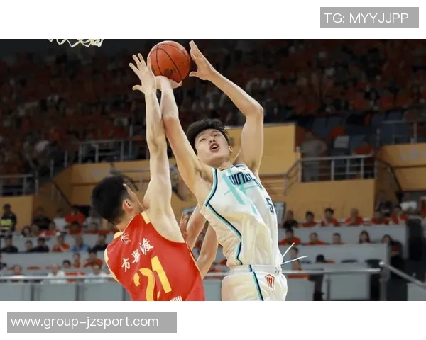 拓媒期待杨瀚森在5连客中每场稳定出战15分钟助力个人成长与球队表现